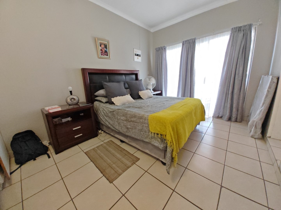 3 Bedroom Property for Sale in Langenhovenpark Free State